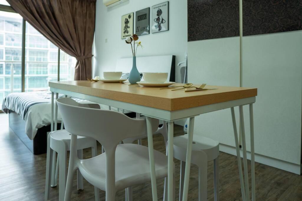 Mount Austin #palazio A1 Bearbrick 1-2pax #mspro Apartment Johor Bahru