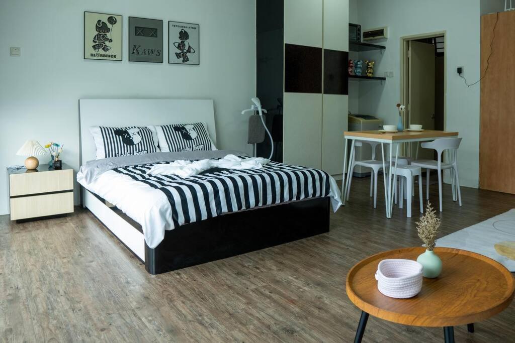 Mount Austin #palazio A1 Bearbrick 1-2pax #mspro Johor Bahru